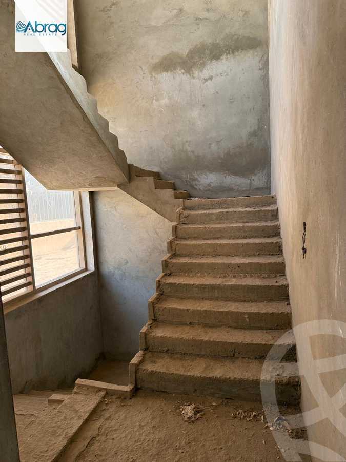 https://aqarmap.com.eg/en/listing/6261718-for-sale-cairo-el-sheikh-zayed-city-compounds-kmbwnd-ljry-swdyk