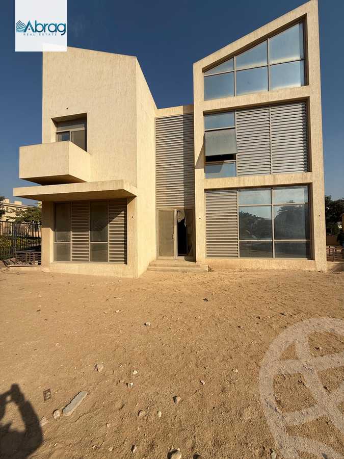 https://aqarmap.com.eg/en/listing/6261718-for-sale-cairo-el-sheikh-zayed-city-compounds-kmbwnd-ljry-swdyk