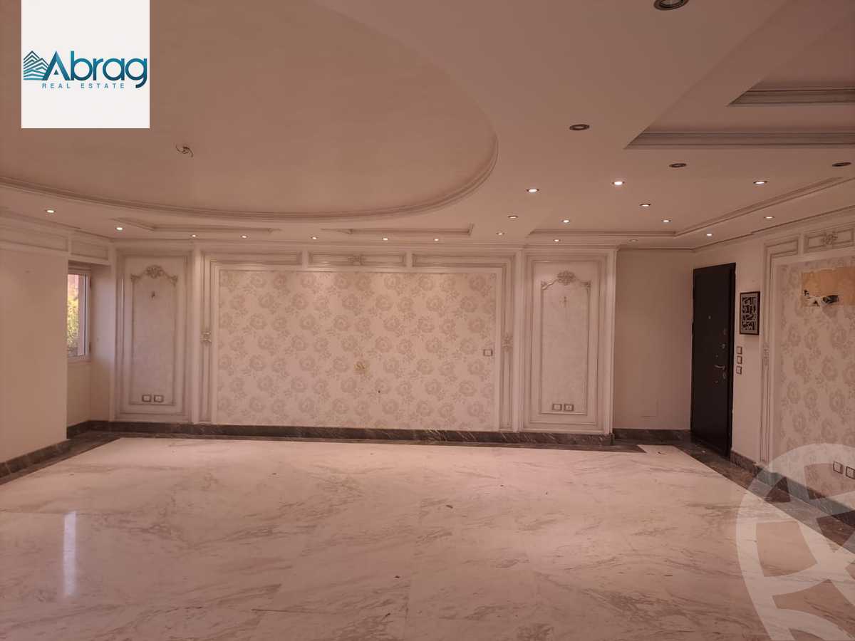 https://aqarmap.com.eg/en/listing/6261864-for-sale-cairo-el-sheikh-zayed-city-compounds-continental-gardens