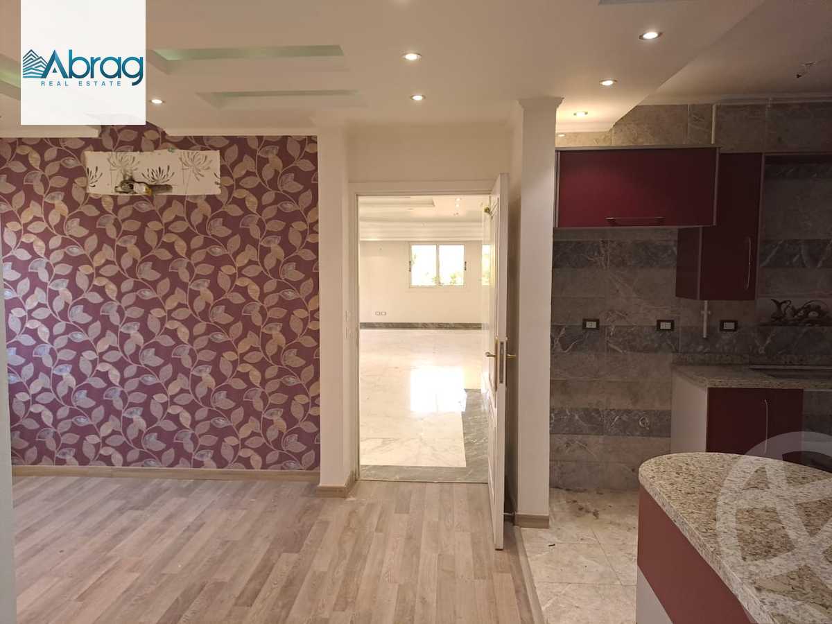 https://aqarmap.com.eg/en/listing/6261864-for-sale-cairo-el-sheikh-zayed-city-compounds-continental-gardens