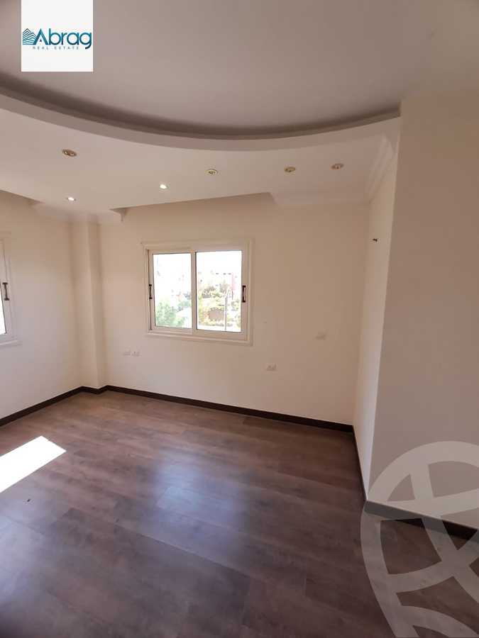 https://aqarmap.com.eg/en/listing/6261864-for-sale-cairo-el-sheikh-zayed-city-compounds-continental-gardens