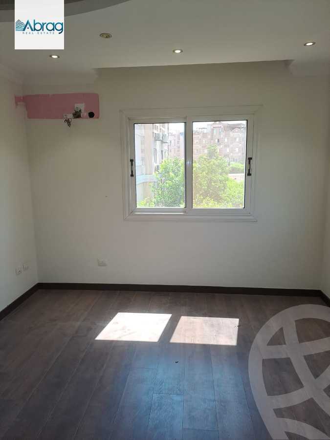 https://aqarmap.com.eg/en/listing/6261864-for-sale-cairo-el-sheikh-zayed-city-compounds-continental-gardens
