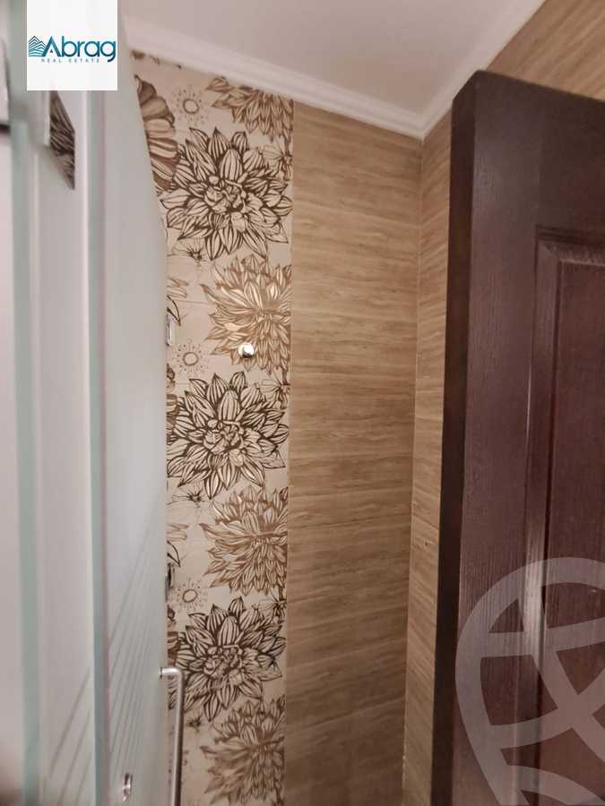 https://aqarmap.com.eg/en/listing/6261864-for-sale-cairo-el-sheikh-zayed-city-compounds-continental-gardens