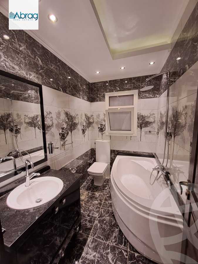 https://aqarmap.com.eg/en/listing/6261864-for-sale-cairo-el-sheikh-zayed-city-compounds-continental-gardens