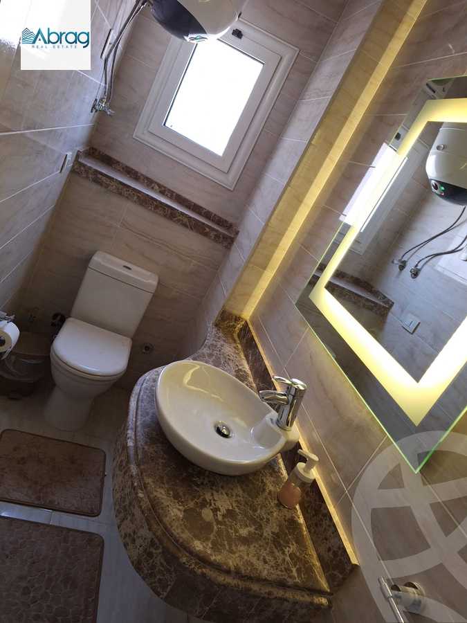 https://aqarmap.com.eg/en/listing/6430822-for-sale-cairo-el-sheikh-zayed-city-el-hay-elsabeaa-lhy-lsb
