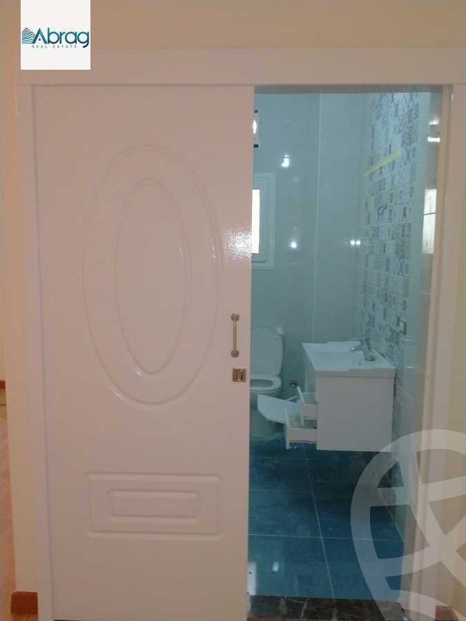 https://aqarmap.com.eg/en/listing/6430822-for-sale-cairo-el-sheikh-zayed-city-el-hay-elsabeaa-lhy-lsb