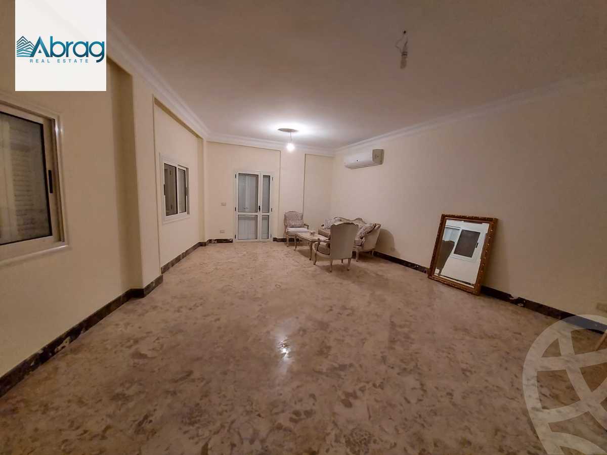 https://aqarmap.com.eg/en/listing/6430822-for-sale-cairo-el-sheikh-zayed-city-el-hay-elsabeaa-lhy-lsb