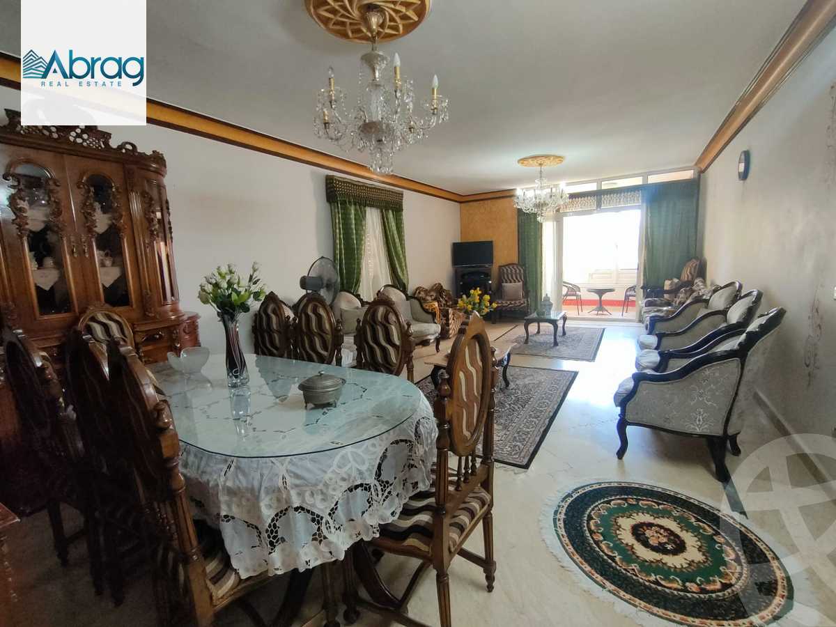 https://aqarmap.com.eg/en/listing/6521312-for-sale-cairo-el-sheikh-zayed-city-compounds-zayed-2000