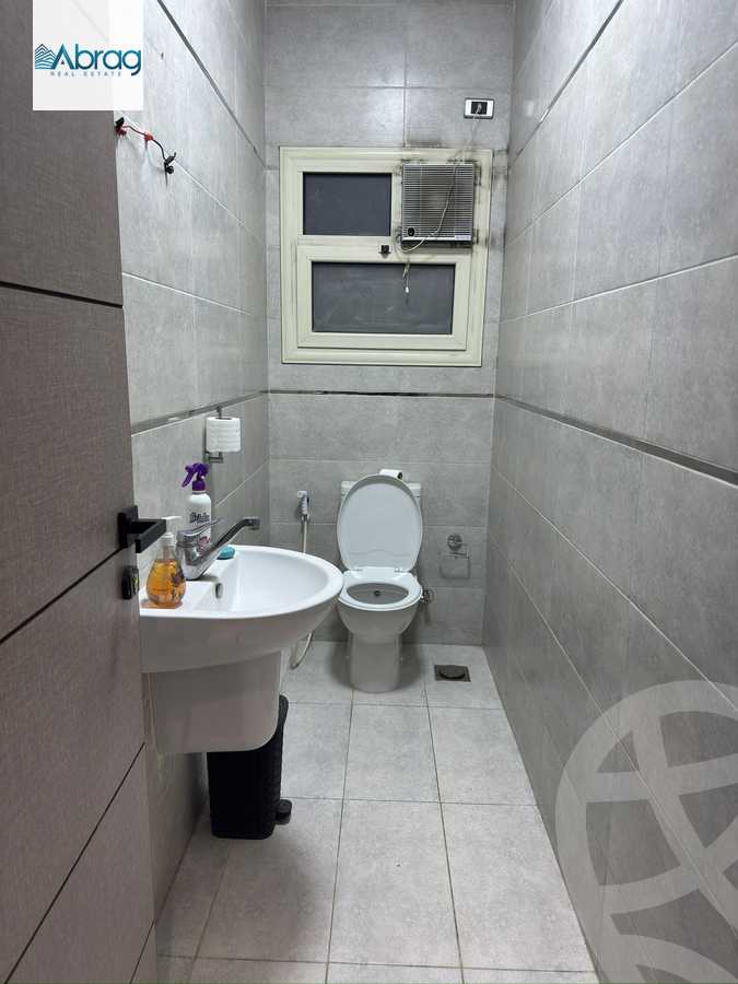 https://aqarmap.com.eg/en/listing/6576113-for-sale-cairo-el-sheikh-zayed-city-el-hay-elthamen-lhkm