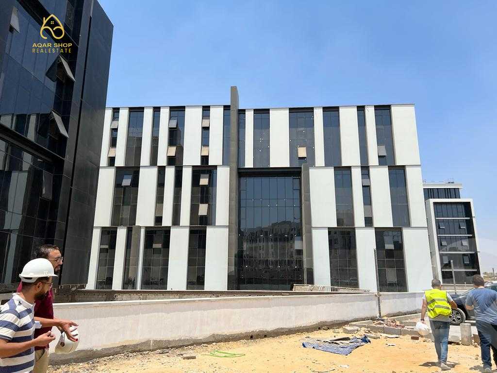 https://aqarmap.com.eg/ar/listing/4036870-for-rent-park-corner-hyde-park