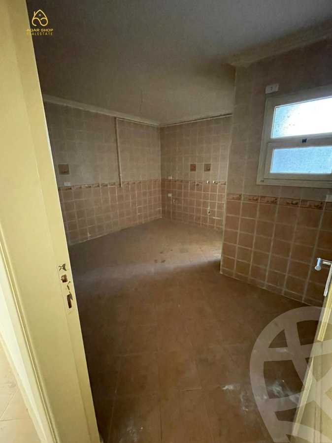 https://aqarmap.com.eg/en/listing/4039169-for-sale-cairo-new-cairo-compounds-ritaj