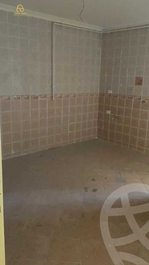 https://aqarmap.com.eg/en/listing/4039169-for-sale-cairo-new-cairo-compounds-ritaj