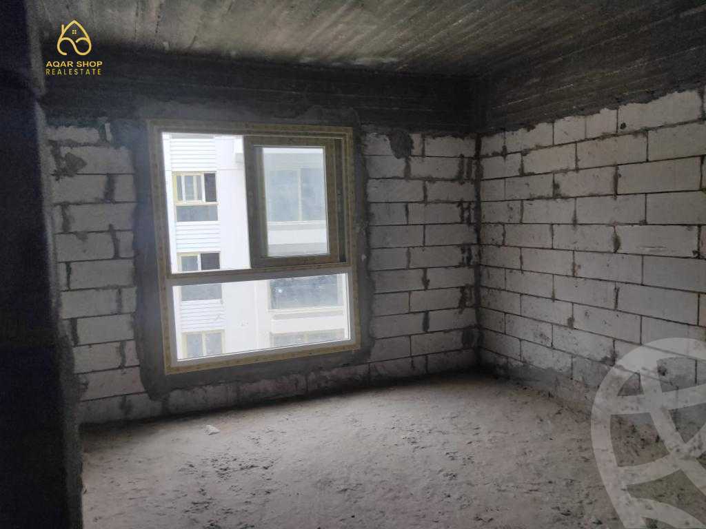 https://aqarmap.com.eg/en/listing/4039380-for-sale-cairo-new-cairo-compounds-mwntn-fyw-y-syty