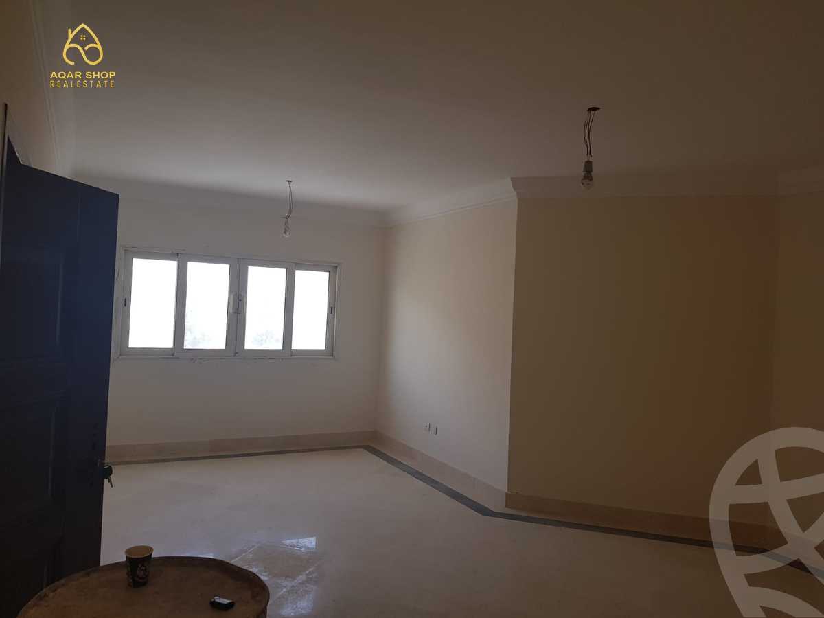 https://aqarmap.com.eg/en/listing/4049819-for-rent-cairo-new-cairo-compounds-mountain-view-hyde-park