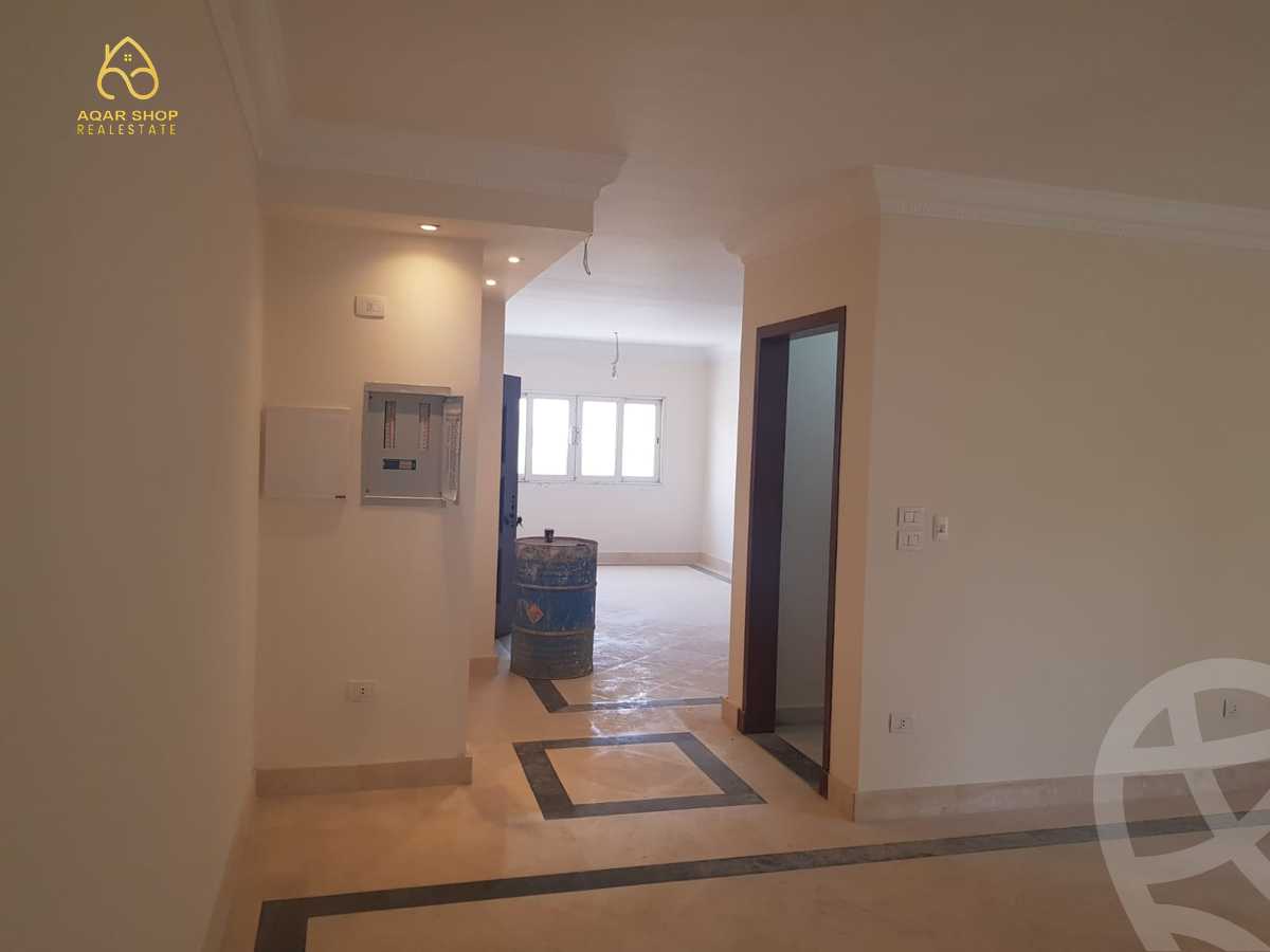 https://aqarmap.com.eg/en/listing/4049819-for-rent-cairo-new-cairo-compounds-mountain-view-hyde-park