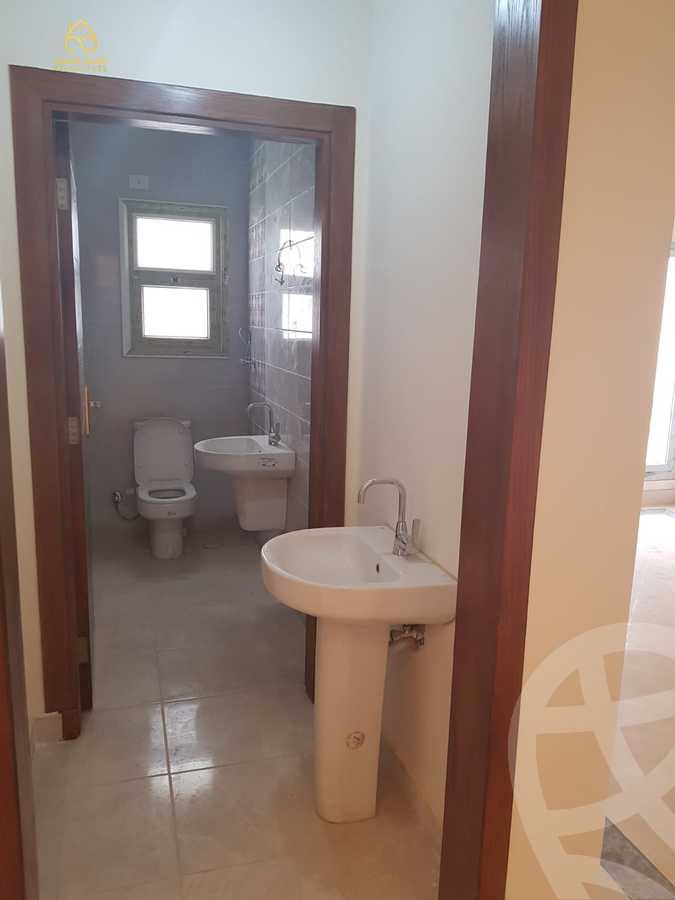 https://aqarmap.com.eg/en/listing/4049819-for-rent-cairo-new-cairo-compounds-mountain-view-hyde-park