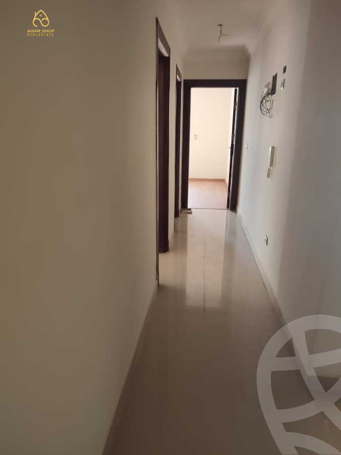 https://aqarmap.com.eg/ar/listing/4052571-for-rent-cairo-new-cairo-compounds-jyd