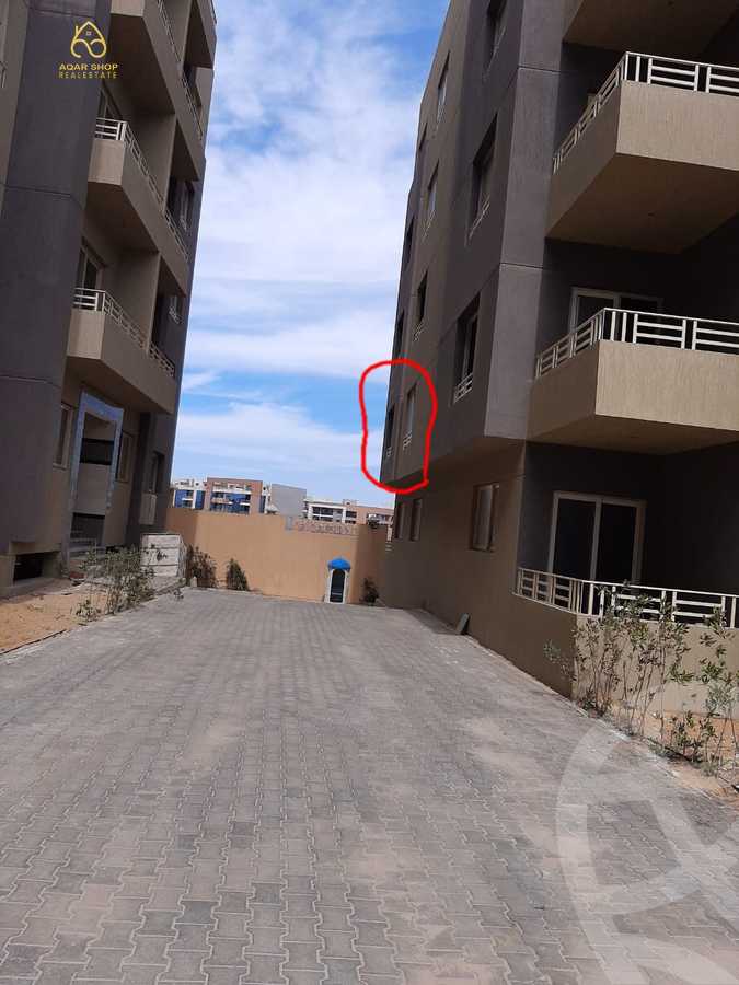 https://aqarmap.com.eg/en/listing/4060416-for-sale-cairo-new-cairo-compounds-kattameya-gardens