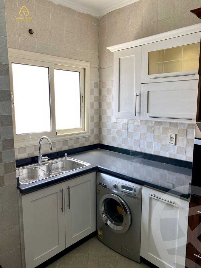 https://aqarmap.com.eg/ar/listing/4062858-for-rent-cairo-new-cairo-compounds-mena-residence