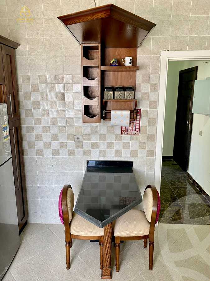 https://aqarmap.com.eg/ar/listing/4062858-for-rent-cairo-new-cairo-compounds-mena-residence