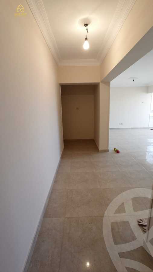 https://aqarmap.com.eg/en/listing/4089374-for-rent-cairo-new-cairo-compounds-la-rose