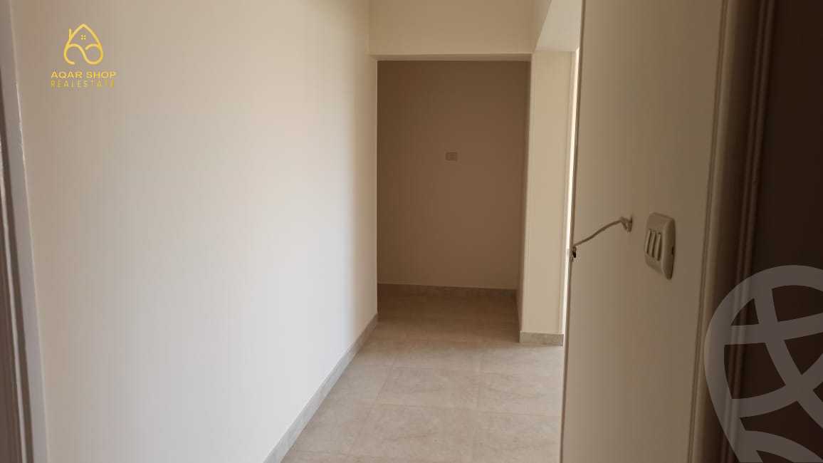 https://aqarmap.com.eg/en/listing/4089374-for-rent-cairo-new-cairo-compounds-la-rose