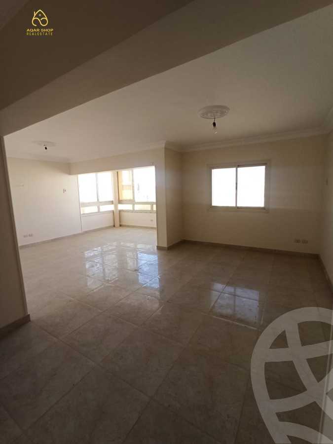 https://aqarmap.com.eg/en/listing/4089374-for-rent-cairo-new-cairo-compounds-la-rose