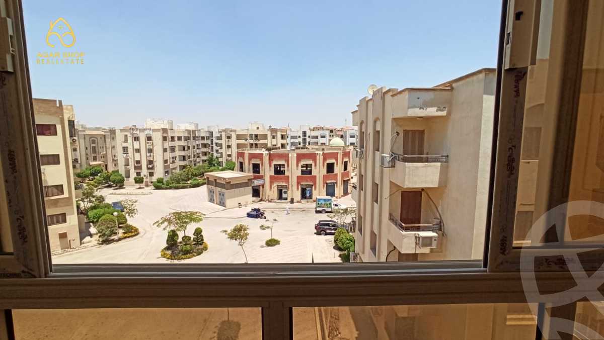 https://aqarmap.com.eg/en/listing/4089374-for-rent-cairo-new-cairo-compounds-la-rose