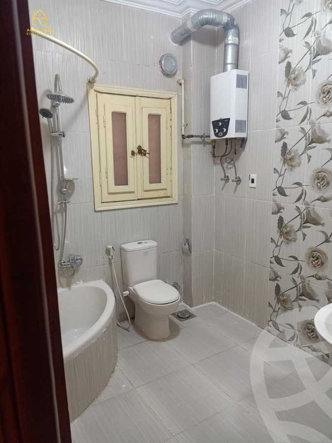 https://aqarmap.com.eg/en/listing/4089412-for-rent-cairo-new-cairo-sharq-el-akadamiya-al-tahrir-st