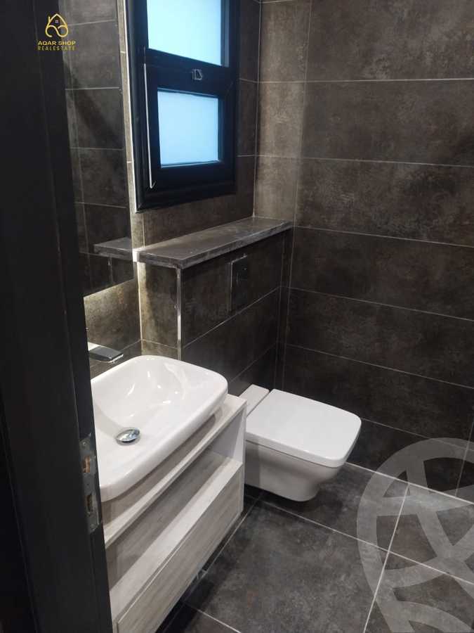 https://aqarmap.com.eg/en/listing/4102460-for-sale-cairo-new-cairo-compounds-midtown