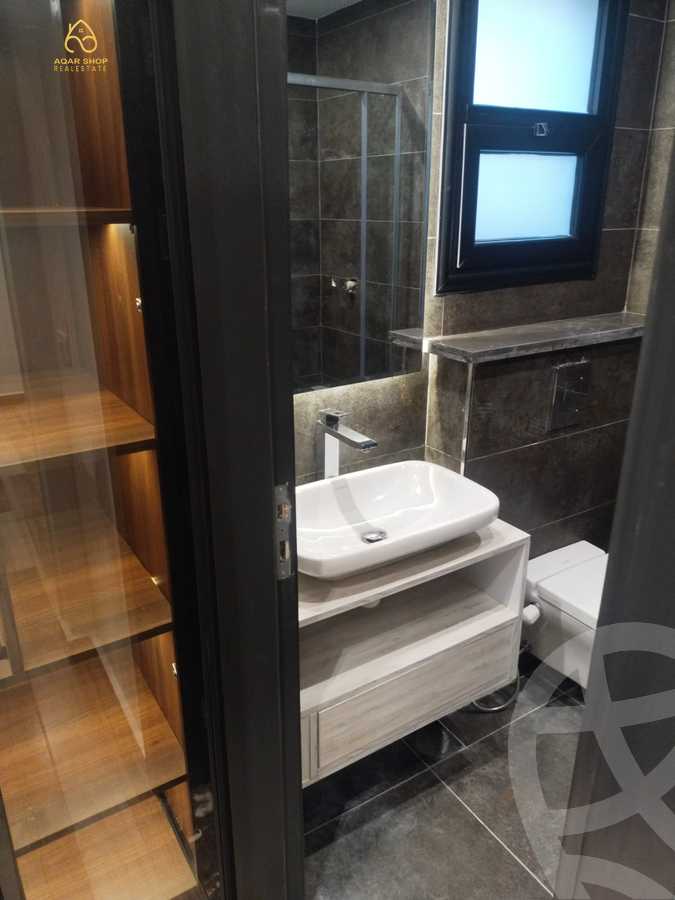 https://aqarmap.com.eg/en/listing/4102460-for-sale-cairo-new-cairo-compounds-midtown