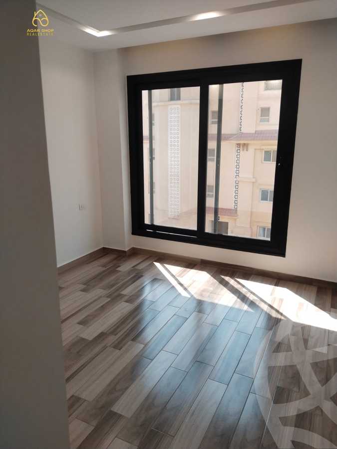 https://aqarmap.com.eg/en/listing/4102460-for-sale-cairo-new-cairo-compounds-midtown