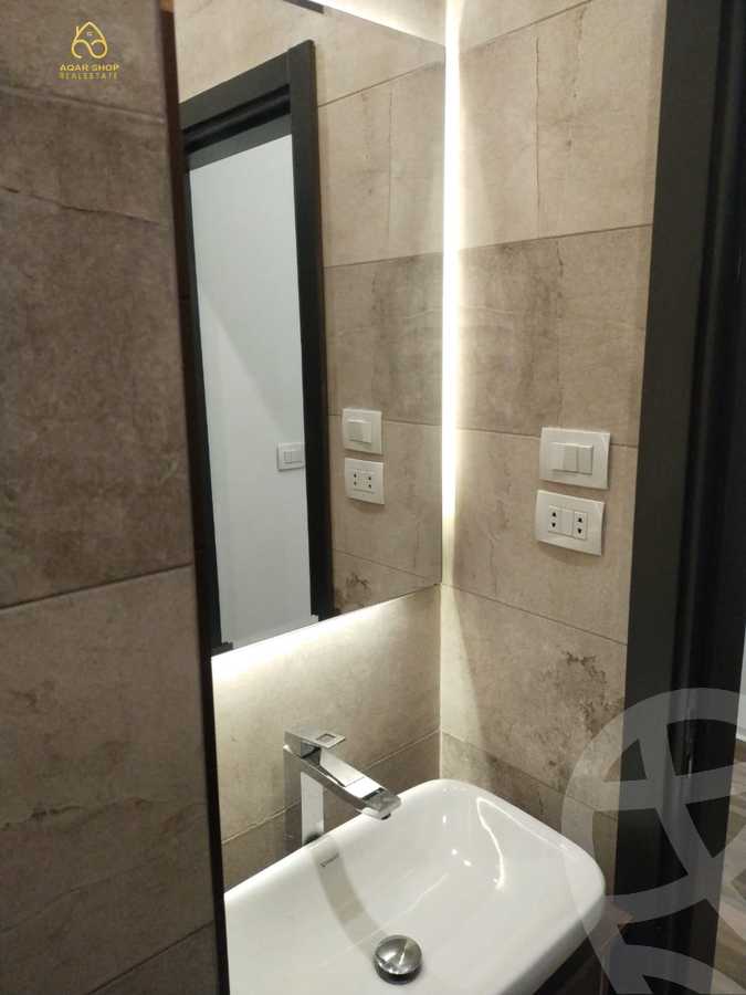 https://aqarmap.com.eg/en/listing/4102460-for-sale-cairo-new-cairo-compounds-midtown
