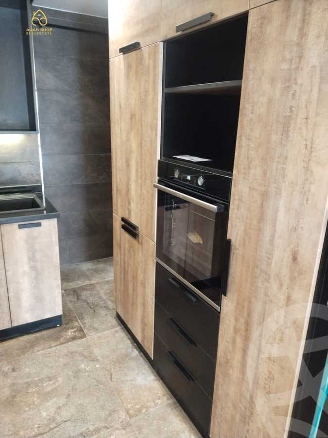 https://aqarmap.com.eg/en/listing/4102460-for-sale-cairo-new-cairo-compounds-midtown