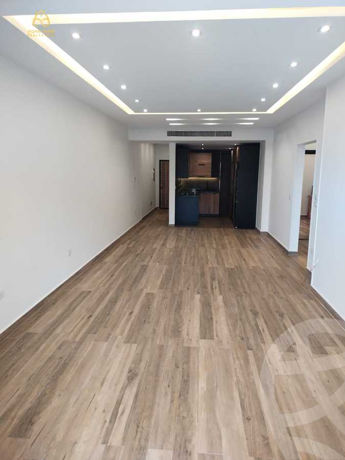 https://aqarmap.com.eg/en/listing/4102460-for-sale-cairo-new-cairo-compounds-midtown