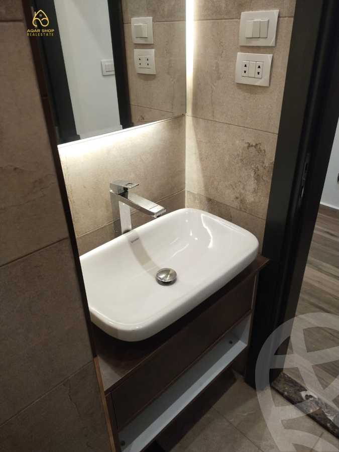 https://aqarmap.com.eg/en/listing/4102460-for-sale-cairo-new-cairo-compounds-midtown