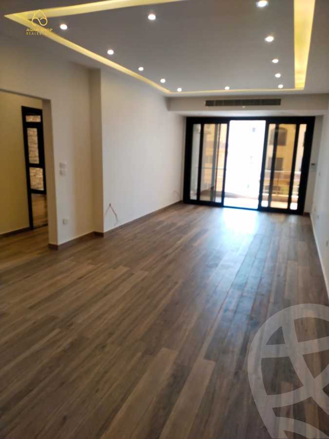 https://aqarmap.com.eg/en/listing/4102460-for-sale-cairo-new-cairo-compounds-midtown