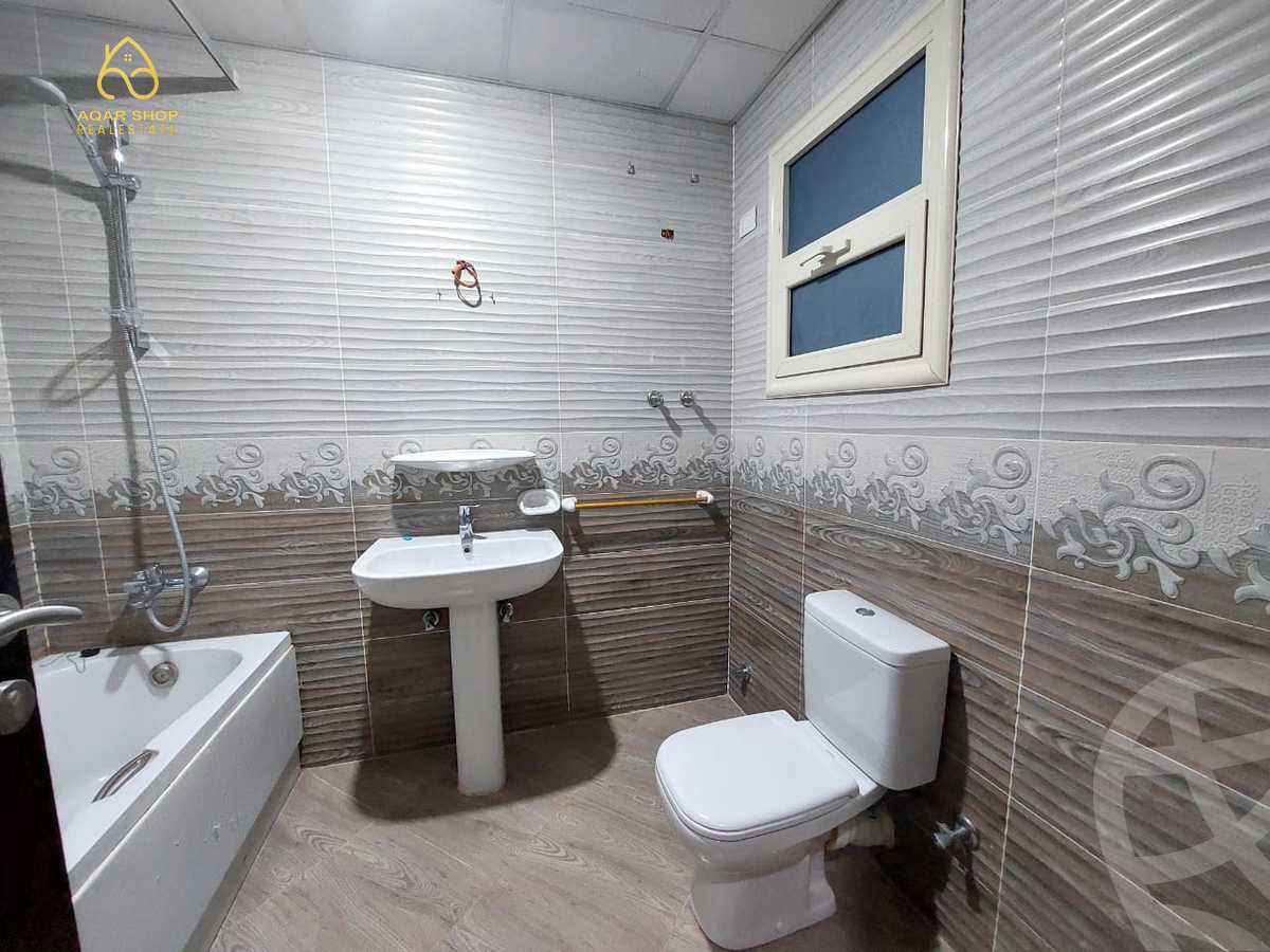 https://aqarmap.com.eg/en/listing/4102504-for-rent-new-cairo-gharb-arabella-doctor-hani-maher-st