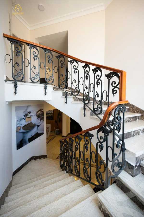 https://aqarmap.com.eg/ar/listing/4109611-for-rent-cairo-new-cairo-compounds-the-villa