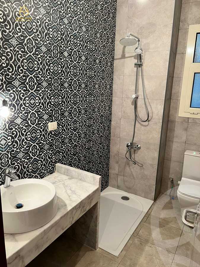 https://aqarmap.com.eg/en/listing/4129352-for-rent-cairo-new-cairo-compounds-el-patio-oro