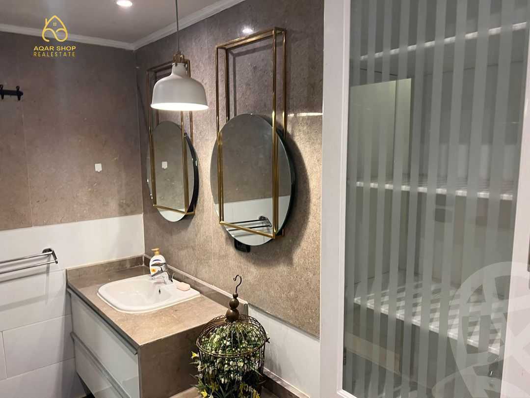https://aqarmap.com.eg/en/listing/4134013-for-sale-cairo-new-cairo-compounds-the-water-way