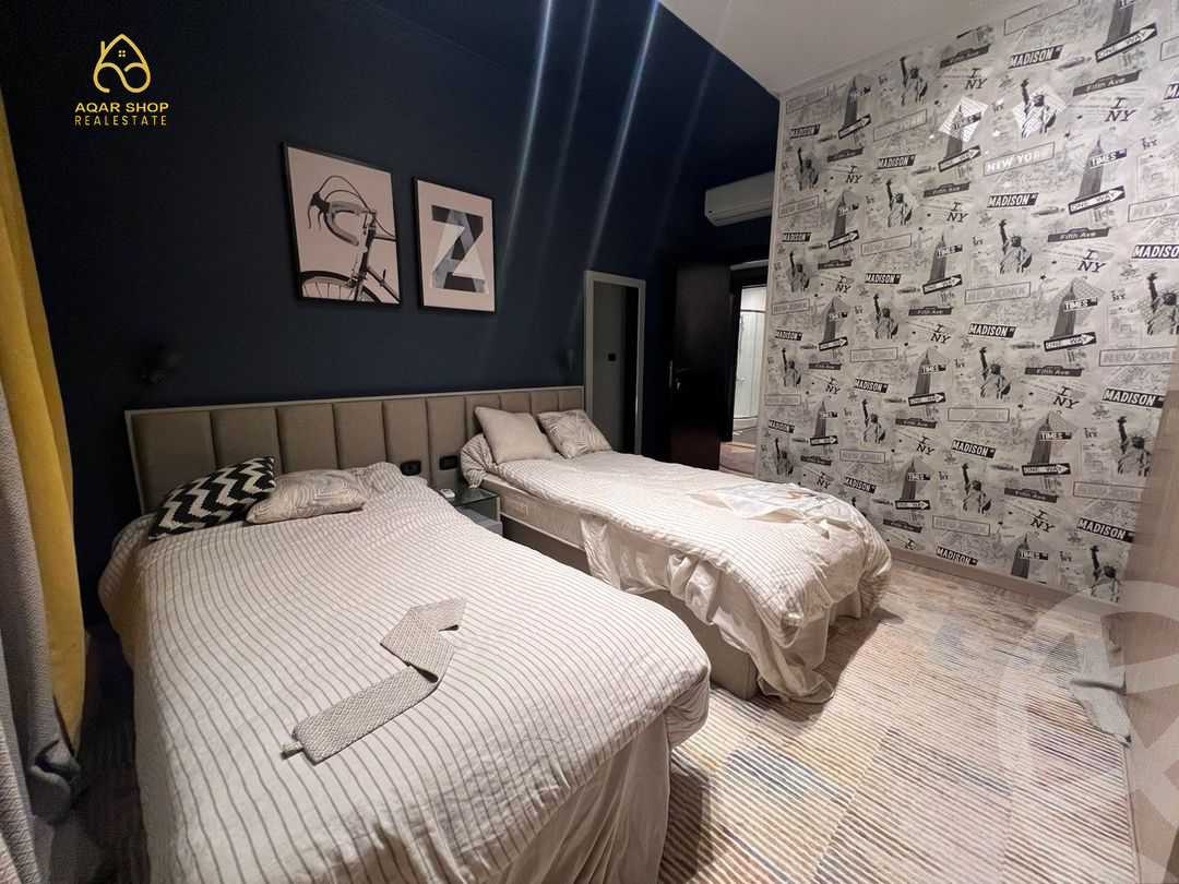 https://aqarmap.com.eg/en/listing/4134013-for-sale-cairo-new-cairo-compounds-the-water-way