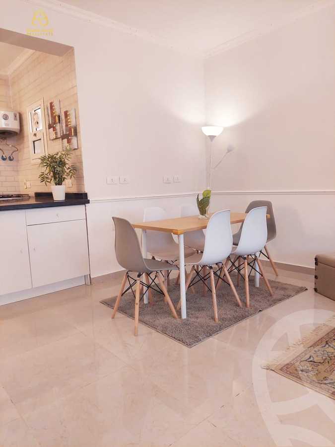 https://aqarmap.com.eg/en/listing/4134121-for-rent-cairo-new-cairo-compounds-mountain-view-hyde-park