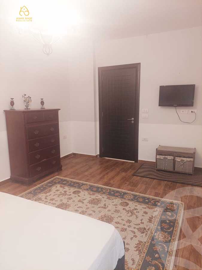 https://aqarmap.com.eg/en/listing/4134121-for-rent-cairo-new-cairo-compounds-mountain-view-hyde-park