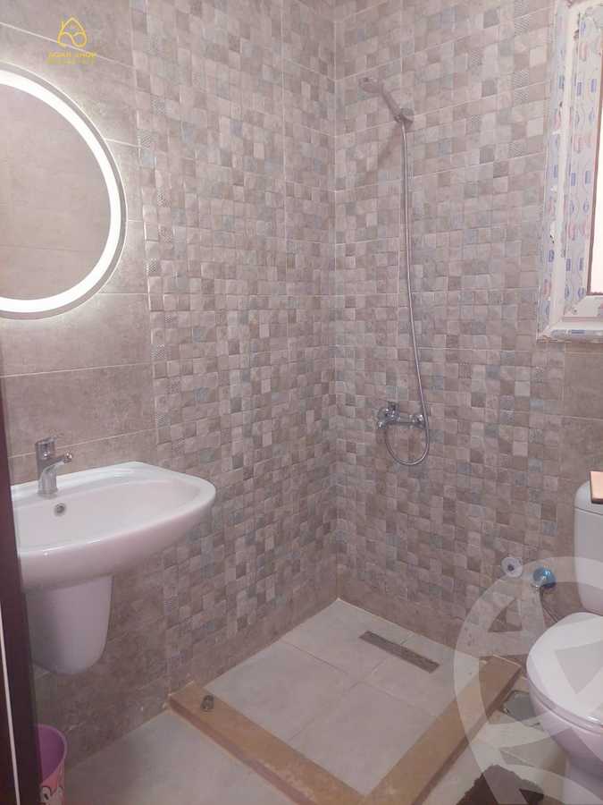 https://aqarmap.com.eg/en/listing/4134121-for-rent-cairo-new-cairo-compounds-mountain-view-hyde-park