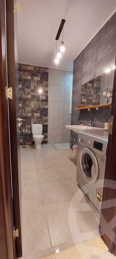 https://aqarmap.com.eg/en/listing/4134121-for-rent-cairo-new-cairo-compounds-mountain-view-hyde-park