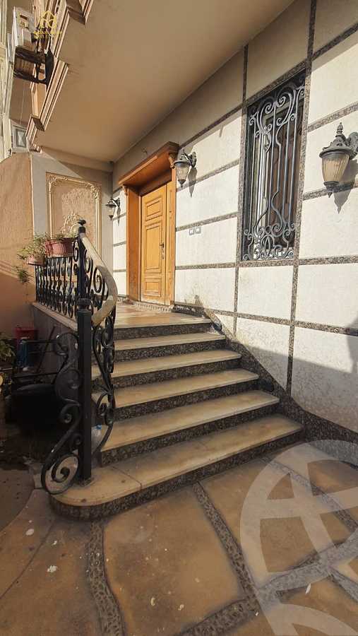 https://aqarmap.com.eg/en/listing/4206606-for-sale-new-cairo-gharb-arabella-selim-st