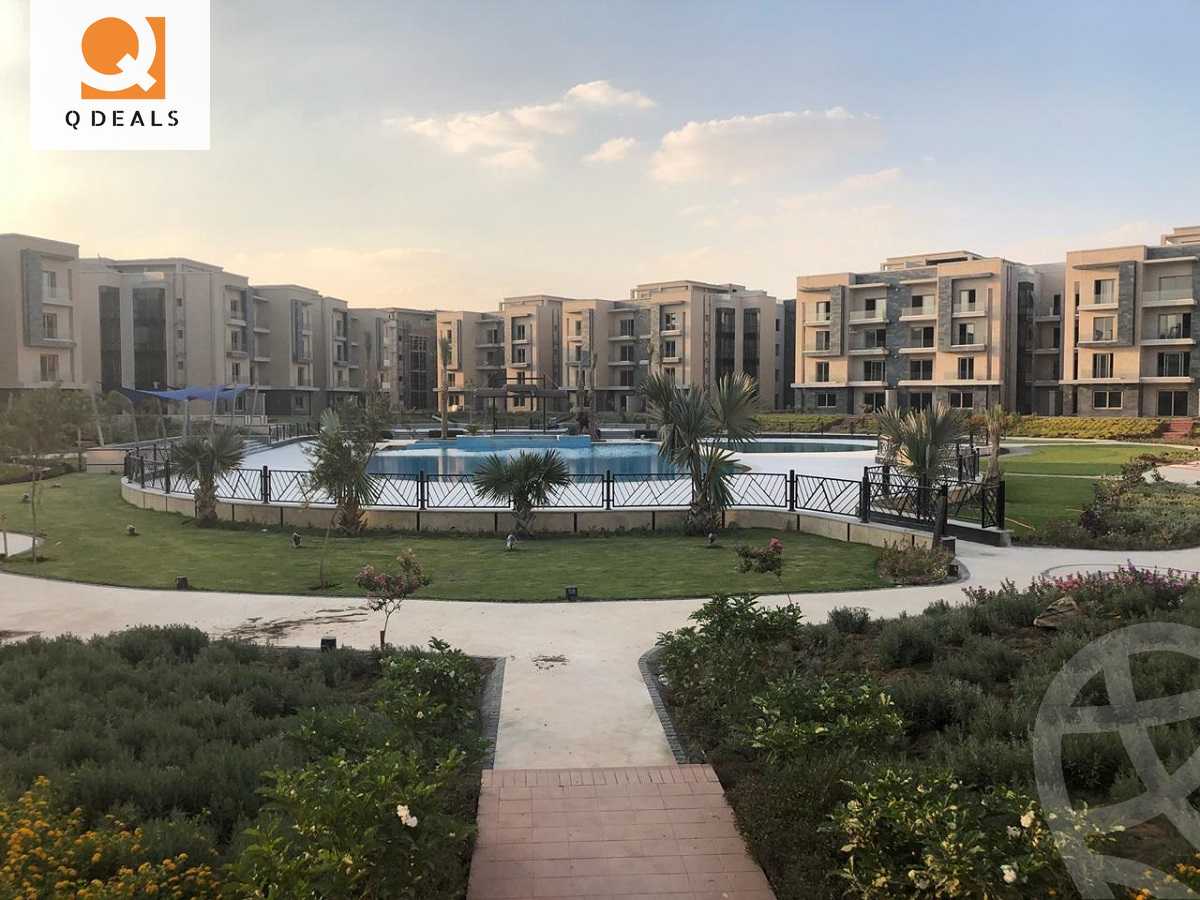 https://aqarmap.com.eg/en/listing/5420421-for-sale-cairo-new-cairo-compounds-moon-valley