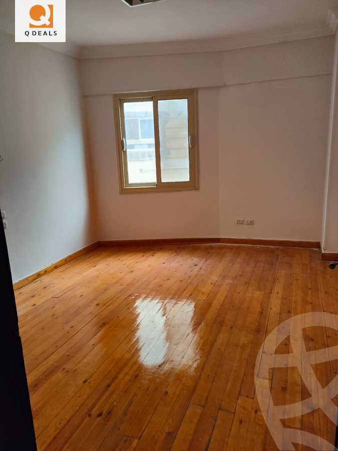 https://aqarmap.com.eg/ar/listing/3959442-for-rent-cairo-new-cairo-ltjm-lkhms-el-ahyaa-fifth-neighborhood-street-27