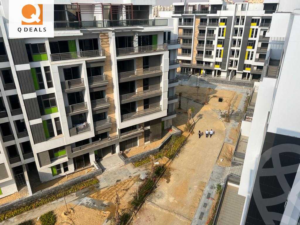 https://aqarmap.com.eg/en/listing/5390236-for-sale-cairo-new-cairo-compounds-dh-ykwn-ryzdns-styl-hwm